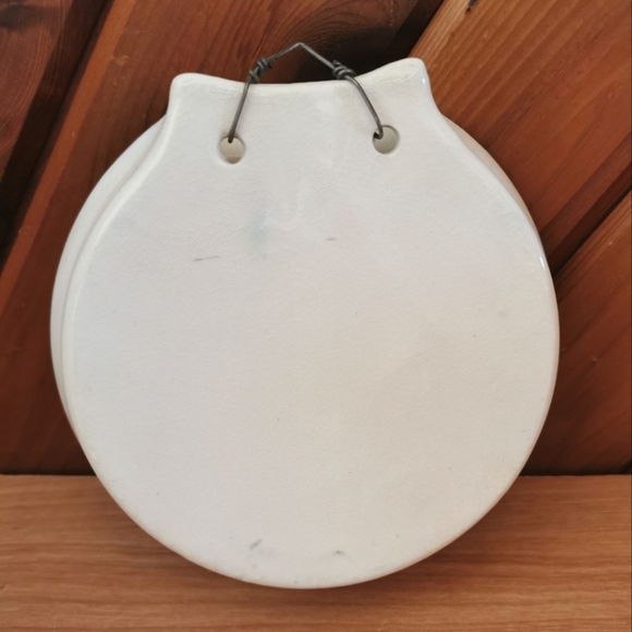 Vintage Wall Pocket - Picture 3 of 4